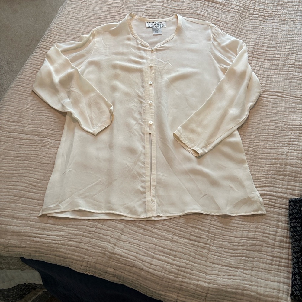 Women's Cream Blouse